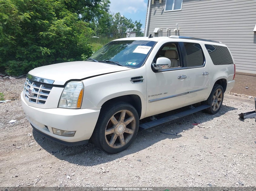 2007 Cadillac Escalade esv VIN 1GYFK66887R411389 IAAI salvage auction — NORMAL WEAR, Clear (Pennsylvania), sold $475 on 2026-07-07 (photo 2)