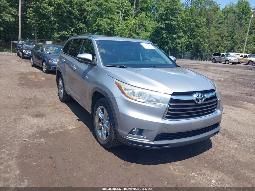 2015 Toyota Highlander VIN 5TDDKRFH3FS171800 IAAI salvage auction — REAR END, Salvage Title, sold $6,000 on 2026-07-29 (photo 1)