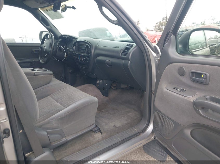 2004 Toyota Tundra VIN 5TBRT34154S441556 IAAI salvage auction — REAR END, Salvage (California), sold $925 on 2026-07-15 (photo 5)
