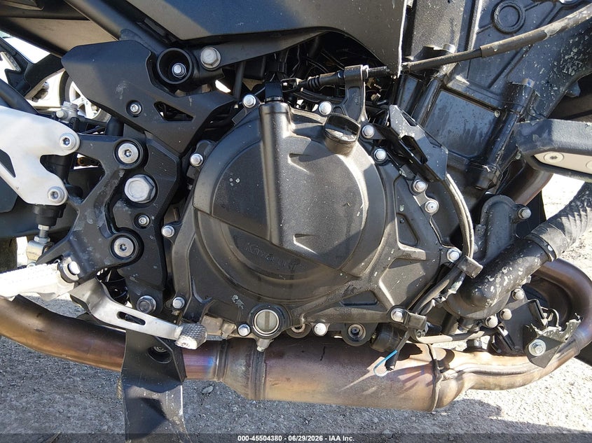 2025 Kawasaki Ninja VIN ML5EXGJ16SDA49553 IAAI salvage auction — ALL OVER, Salvage (California), sold $875 on 2026-07-28 (photo 8)