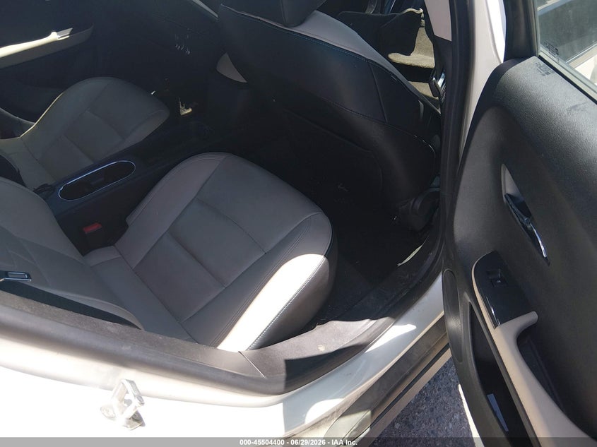 2012 Chevrolet Volt VIN 1G1RD6E42CU124707 IAAI salvage auction — NORMAL WEAR, Clear (Colorado), sold $725 on 2026-07-19 (photo 8)