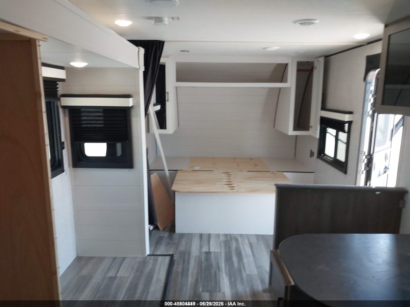 2025 Jayco Jay flight VIN 1UJBC0BM3S17G0058 IAAI salvage auction — Unknown, Salvage (Nevada), sold $4,350 on 2026-07-08 (photo 8)