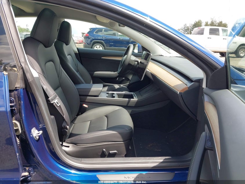 2023 Tesla Model 3 VIN 5YJ3E1EA4PF711492 IAAI salvage auction — NORMAL WEAR, Sf97 (Washington), sold $10,700 on 2026-07-29 (photo 5)