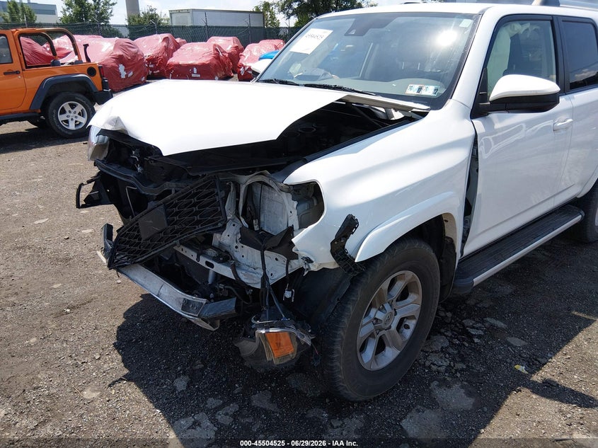 2021 Toyota 4runner VIN JTEMU5JR8M5958940 IAAI salvage auction — FRONT END, Salvage Title, sold $13,150 on 2026-08-21 (photo 6)
