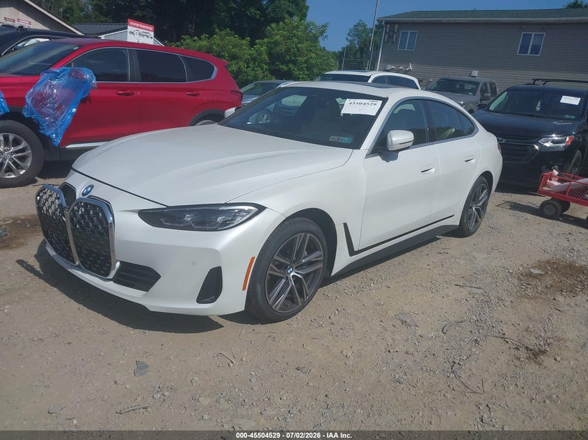 2022 BMW 4er VIN WBA63AV00NFM80008 IAAI salvage auction — RIGHT FRONT, Salvage (Pennsylvania), sold $13,950 on 2026-07-28 (photo 2)