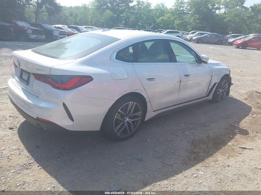 2022 BMW 4er VIN WBA63AV00NFM80008 IAAI salvage auction — RIGHT FRONT, Salvage (Pennsylvania), sold $13,950 on 2026-07-28 (photo 4)