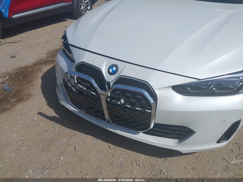 2022 BMW 4er VIN WBA63AV00NFM80008 IAAI salvage auction — RIGHT FRONT, Salvage (Pennsylvania), sold $13,950 on 2026-07-28 (photo 6)