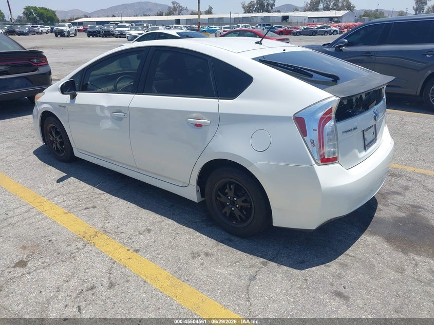 2015 Toyota Prius VIN JTDKN3DU4F0415016 IAAI salvage auction — NORMAL WEAR, Clear - Dealer Only (California), sold $2,700 on 2026-07-14 (photo 3)