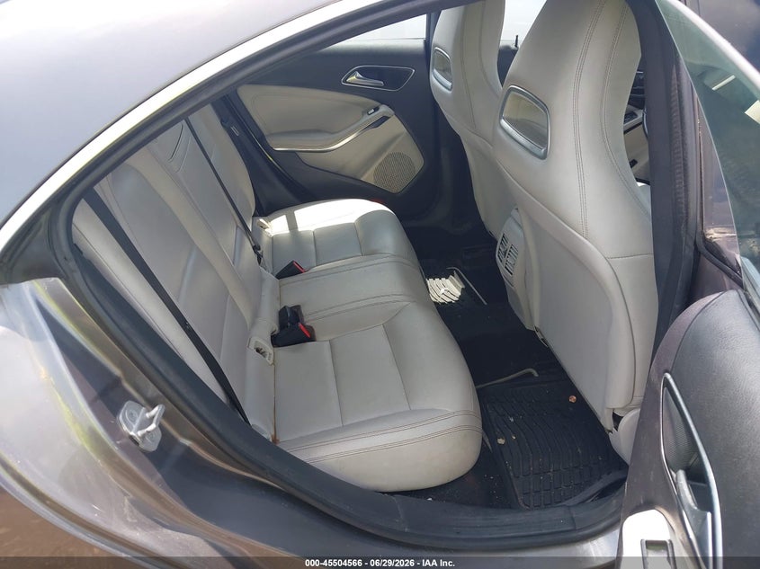2015 Mercedes-benz Cla-klasse VIN WDDSJ4EB8FN184595 IAAI salvage auction — NORMAL WEAR, Original (Ohio), sold $1,650 on 2026-07-16 (photo 8)