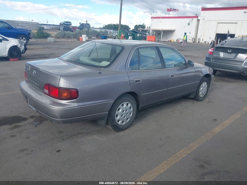 1996 Toyota Camry VIN 4T1BG12K8TU733432 IAAI salvage auction — NORMAL WEAR, Clear (Utah), sold $275 on 2026-07-09 (photo 4)