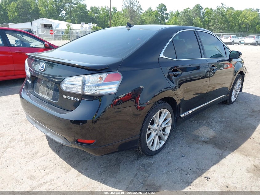 2010 Lexus Hs 250h VIN JTHBB1BA9A2034487 IAAI salvage auction — NORMAL WEAR, Clear (California), sold $875 on 2026-07-24 (photo 4)