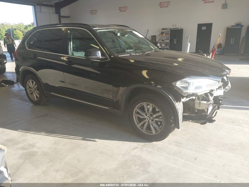 2015 BMW X5 VIN 5UXKR0C52F0P17982 IAAI salvage auction — FRONT END, Salvage Title, sold $3,650 on 2026-07-30 (photo 1)