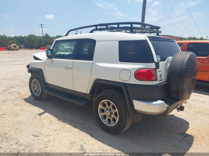 2011 Toyota Fj cruiser VIN JTEBU4BF0BK102147 IAAI salvage auction — FRONT END, Salvage (North Carolina), sold $7,400 on 2026-07-30 (photo 3)