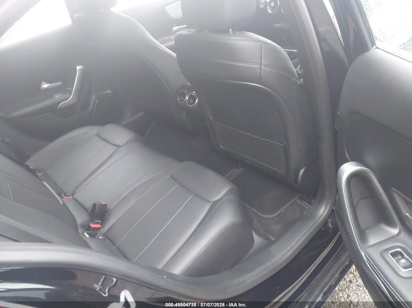 2020 Mercedes-benz A-klasse VIN WDD3G4FB4LW042378 IAAI salvage auction — SIDE, Salvage (Massachusetts), sold $11,000 on 2026-08-11 (photo 8)