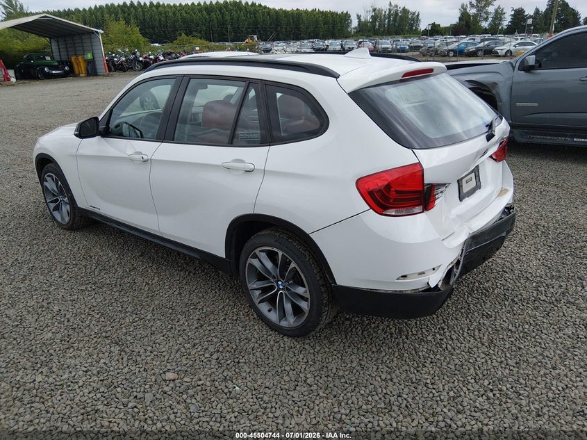 2013 BMW X1 VIN WBAVM5C58DVV90808 IAAI salvage auction — REAR END, Salvage (Oregon), sold $1,750 on 2026-08-26 (photo 3)