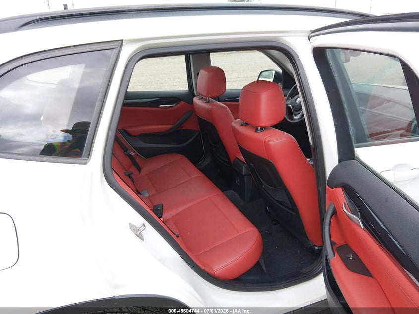 2013 BMW X1 VIN WBAVM5C58DVV90808 IAAI salvage auction — REAR END, Salvage (Oregon), sold $1,750 on 2026-08-26 (photo 8)