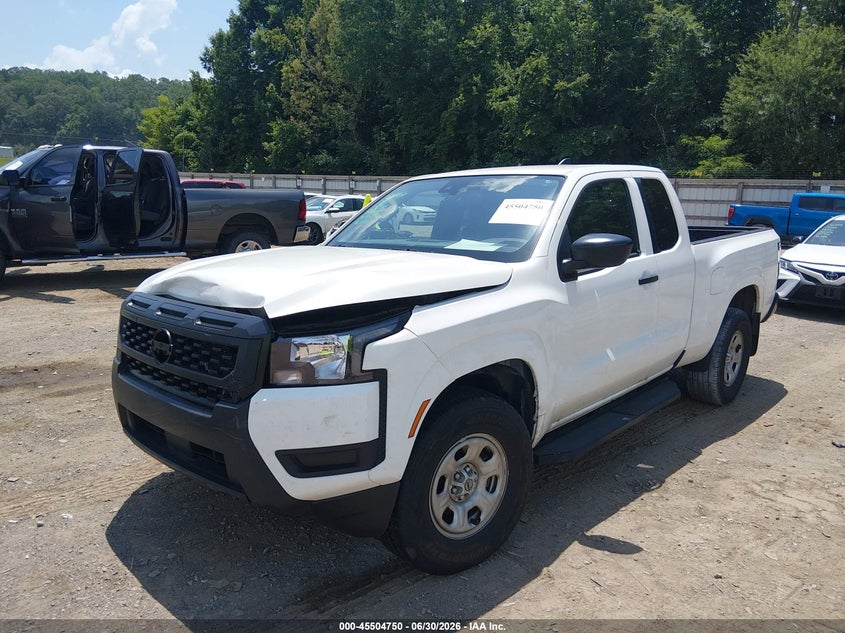 2025 Nissan Navara (frontier) VIN 1N6ED1CM1SN648318 IAAI salvage auction — FRONT END, Wait Title, sold $8,100 on 2026-08-19 (photo 2)