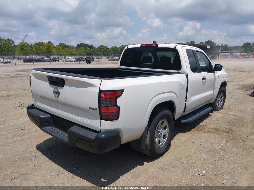 2025 Nissan Navara (frontier) VIN 1N6ED1CM1SN648318 IAAI salvage auction — FRONT END, Wait Title, sold $8,100 on 2026-08-19 (photo 4)
