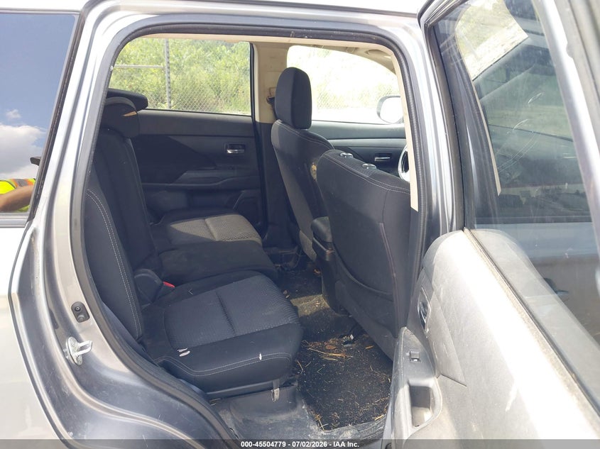 2016 Mitsubishi Outlander VIN JA4AZ3A35GZ039221 IAAI salvage auction — FRONT END, Salvage (Pennsylvania), sold $1,400 on 2026-07-21 (photo 8)