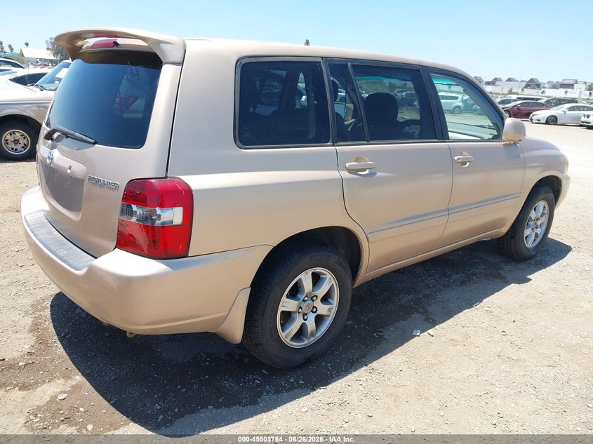 2005 Toyota Highlander VIN JTEDP21AX50068017 IAAI salvage auction — NORMAL WEAR, Clear - Dealer Only (California), sold $425 on 2026-07-29 (photo 4)