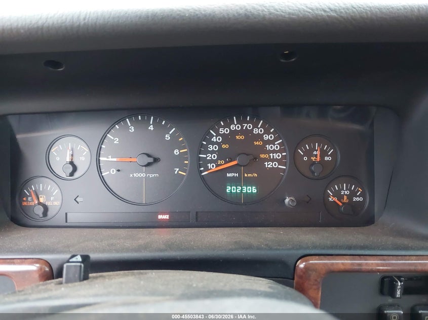 1996 Jeep Grand cherokee VIN 1J4EX58S0TC103002 IAAI salvage auction — NORMAL WEAR, Clear (Washington), sold $350 on 2026-07-08 (photo 7)