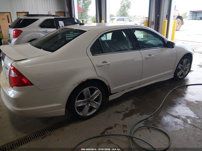 2012 Ford Fusion VIN 3FAHP0KC3CR283879 IAAI salvage auction — SIDE, Salvage Title, sold $300 on 2026-07-22 (photo 4)