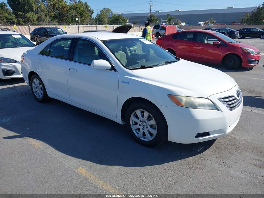 2007 Toyota Camry hybrid VIN JTNBB46KX73017864 IAAI salvage auction — SIDE, Salvage (California), sold $1,800 on 2026-07-10 (photo 1)