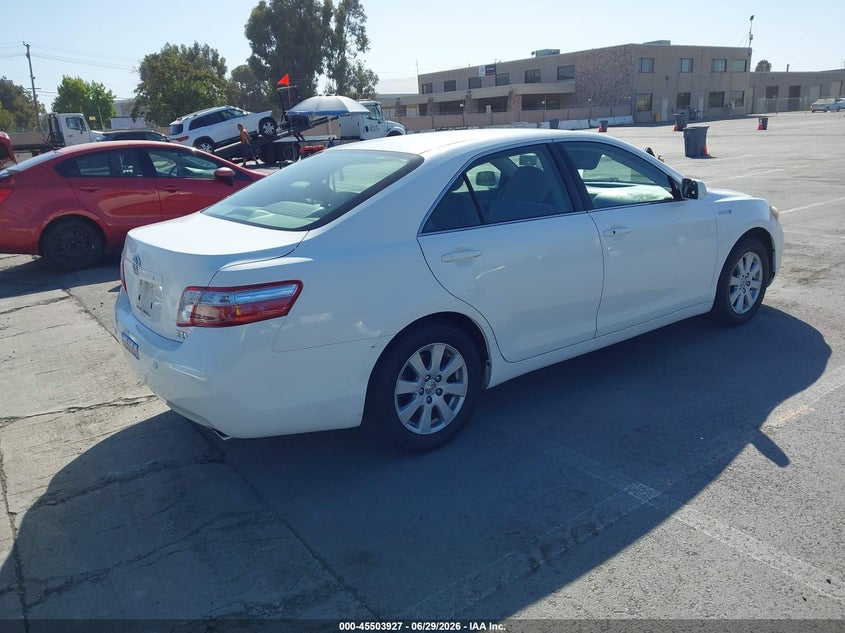 2007 Toyota Camry hybrid VIN JTNBB46KX73017864 IAAI salvage auction — SIDE, Salvage (California), sold $1,800 on 2026-07-10 (photo 4)