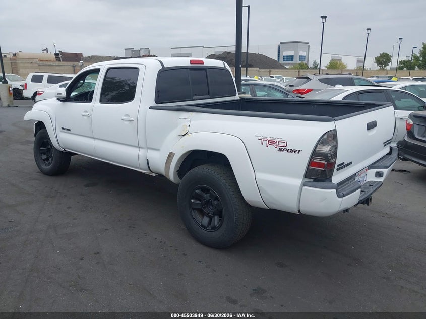 2013 Toyota Tacoma VIN 3TMKU4HN5DM038167 IAAI salvage auction — SIDE, Salvage Title, sold $5,900 on 2026-07-12 (photo 3)
