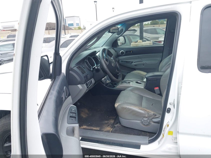 2013 Toyota Tacoma VIN 3TMKU4HN5DM038167 IAAI salvage auction — SIDE, Salvage Title, sold $5,900 on 2026-07-12 (photo 5)