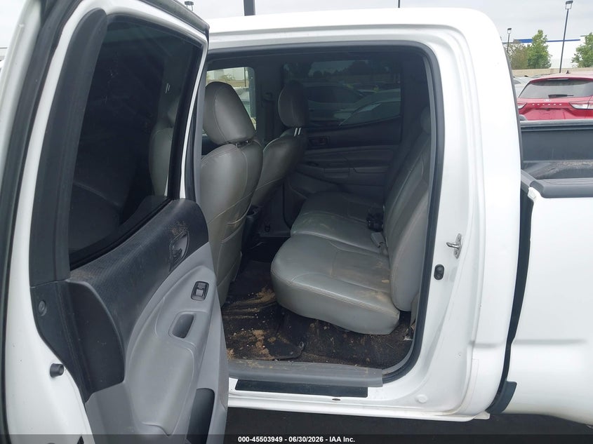 2013 Toyota Tacoma VIN 3TMKU4HN5DM038167 IAAI salvage auction — SIDE, Salvage Title, sold $5,900 on 2026-07-12 (photo 8)