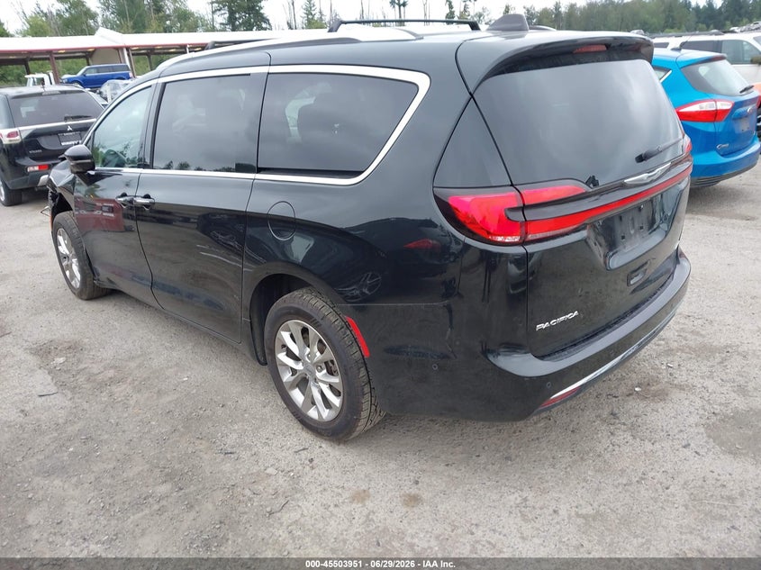 2021 Chrysler Pacifica VIN 2C4RC3BG3MR518240 IAAI salvage auction — LEFT FRONT, Salvage Title, sold $3,950 on 2026-08-28 (photo 3)