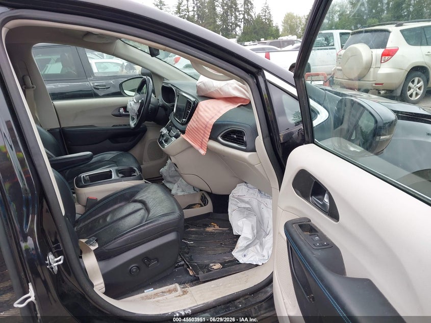 2021 Chrysler Pacifica VIN 2C4RC3BG3MR518240 IAAI salvage auction — LEFT FRONT, Salvage Title, sold $3,950 on 2026-08-28 (photo 5)