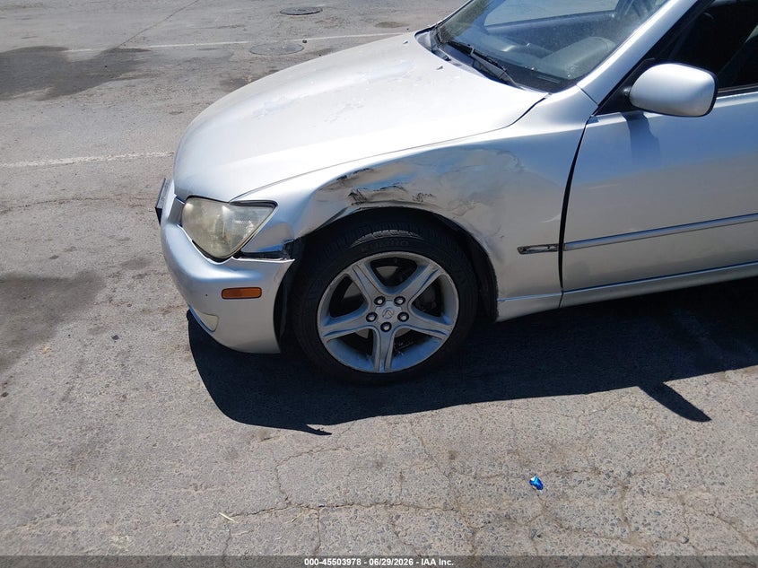 2001 Lexus Is VIN JTHBD182410025301 IAAI salvage auction — FRONT END, Salvage (California), sold $475 on 2026-07-11 (photo 6)