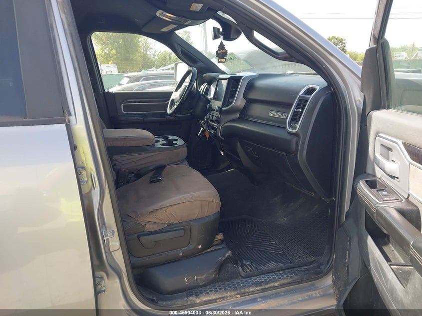 2023 Ram 2500 VIN 3C6UR5JJ1PG576222 IAAI salvage auction — SIDE, Enterprise Vehicles Clear Only (Texas), sold $13,200 on 2026-07-10 (photo 5)