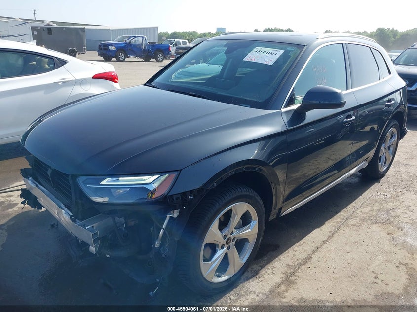 2021 Audi Q5 VIN WA1BAAFY2M2127412 IAAI salvage auction — FRONT END, Salvage (Ohio), sold $13,400 on 2026-07-11 (photo 2)