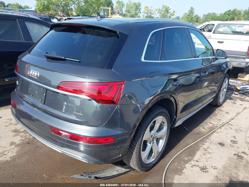 2021 Audi Q5 VIN WA1BAAFY2M2127412 IAAI salvage auction — FRONT END, Salvage (Ohio), sold $13,400 on 2026-07-11 (photo 4)