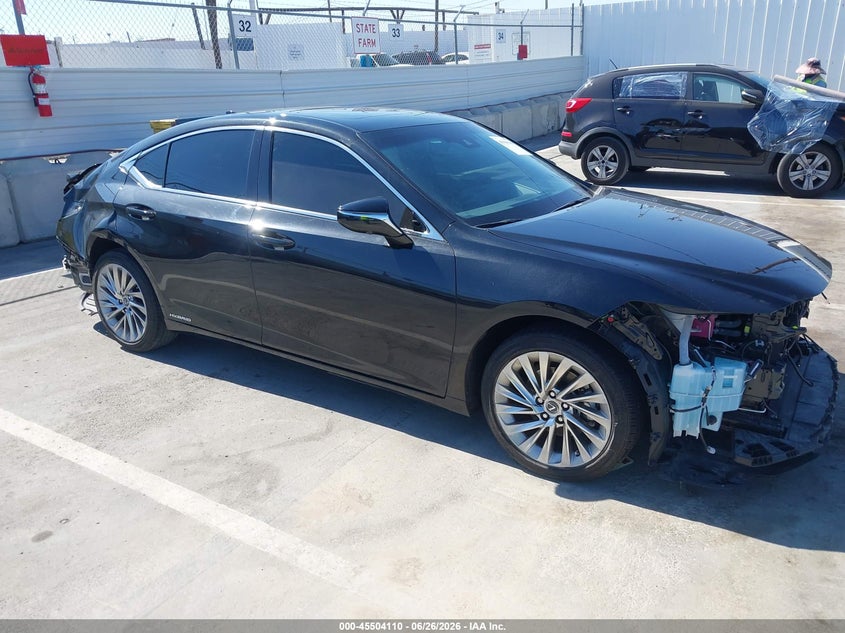 2022 Lexus ES VIN 58AEA1C16NU026197 IAAI salvage auction — FRONT & REAR, Salvage Title, sold $12,100 on 2026-07-29 (photo 1)