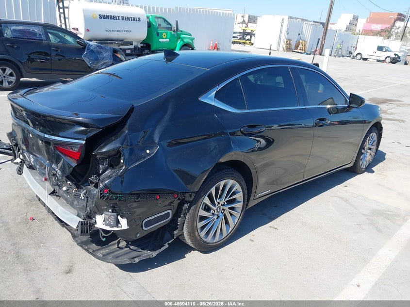 2022 Lexus ES VIN 58AEA1C16NU026197 IAAI salvage auction — FRONT & REAR, Salvage Title, sold $12,100 on 2026-07-29 (photo 4)