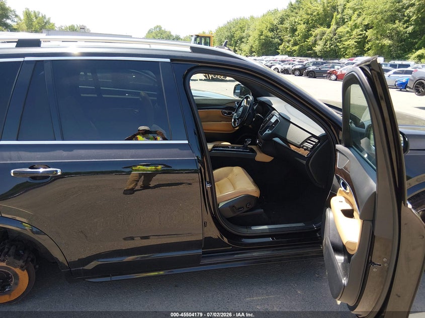 2016 Volvo Xc90 VIN YV4A22PK9G1045229 IAAI salvage auction — SIDE, Wait Title, sold $2,850 on 2026-08-09 (photo 5)