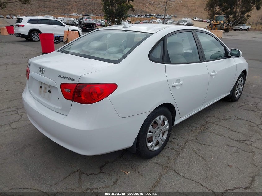 2009 Hyundai Elantra VIN KMHDU46D59U700458 IAAI salvage auction — NORMAL WEAR, Clear - Dealer Only (California), sold $1,050 on 2026-07-07 (photo 4)