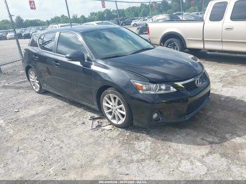 2013 Lexus Ct VIN JTHKD5BH3D2153039 IAAI salvage auction — FRONT & REAR, Salvage (Kentucky), sold $3,200 on 2026-07-27 (photo 1)
