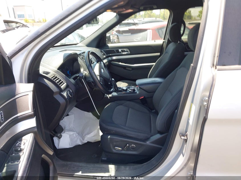 2017 Ford Explorer VIN 1FM5K8D81HGD57328 IAAI salvage auction — SIDE, Salvage Certificate (California), sold $3,000 on 2026-07-19 (photo 5)