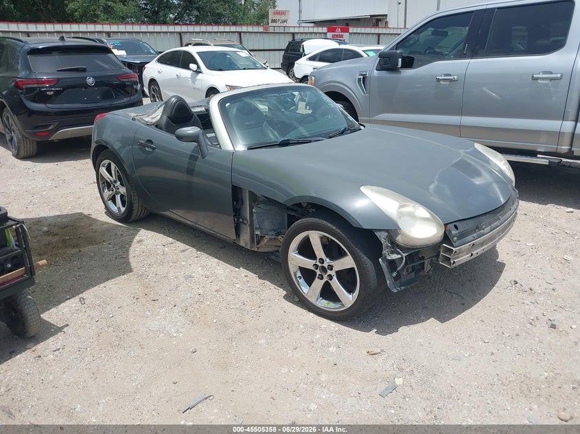 2008 Pontiac Solstice VIN 1G2MF35X18Y113495 IAAI salvage auction — NORMAL WEAR, Original (Texas), sold $575 on 2026-07-09 (photo 1)