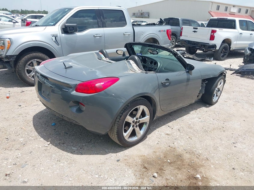 2008 Pontiac Solstice VIN 1G2MF35X18Y113495 IAAI salvage auction — NORMAL WEAR, Original (Texas), sold $575 on 2026-07-09 (photo 4)
