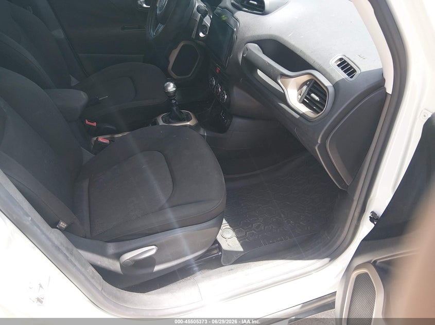 2015 Jeep Renegade VIN ZACCJABH2FPC03428 IAAI salvage auction — NORMAL WEAR, Original (Texas), sold $1,050 on 2026-07-29 (photo 5)