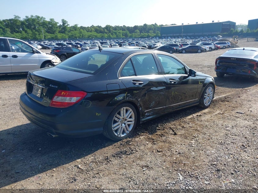 2009 Mercedes-benz C class VIN WDDGF81XX9F331272 IAAI salvage auction — RIGHT SIDE, Salvage (Virginia), sold $800 on 2026-08-11 (photo 4)