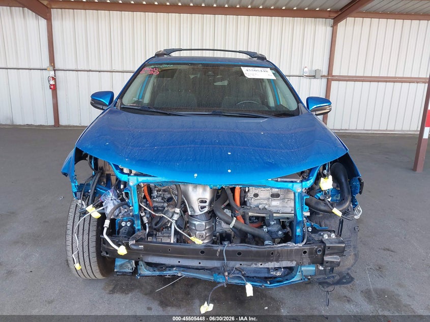 2017 Toyota Rav 4 VIN JTMRJREV4HD137153 IAAI salvage auction — FRONT END, Salvage (California), sold $6,900 on 2026-07-30 (photo 6)