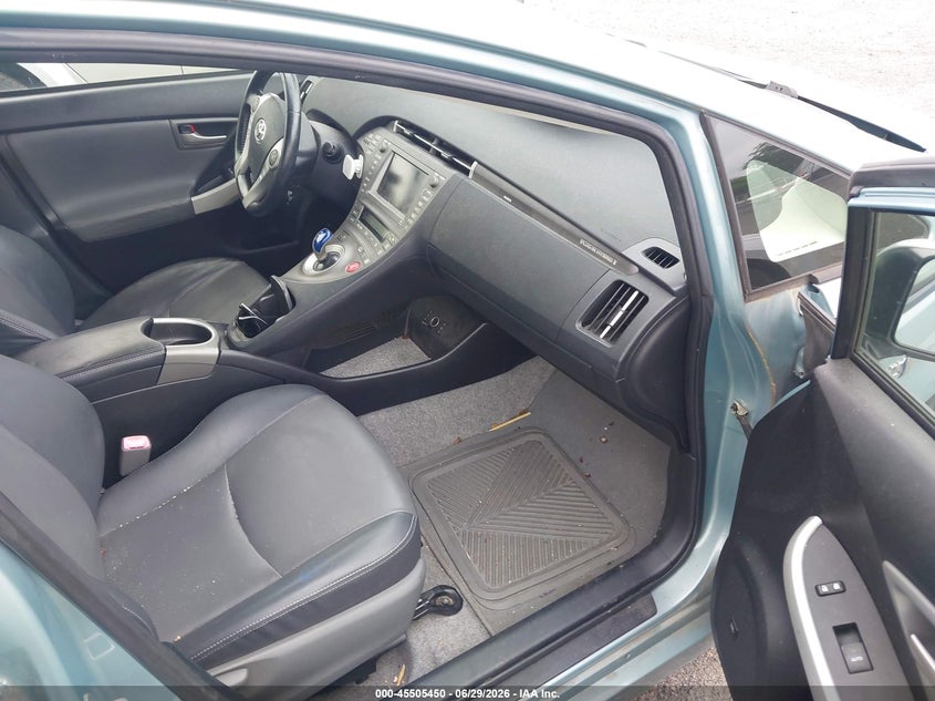 2012 Toyota Prius VIN JTDKN3DP8C3016677 IAAI salvage auction — NORMAL WEAR, Clear (Virginia), sold $5,100 on 2026-07-07 (photo 5)