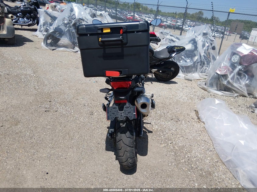 2024 BMW F 800 VIN WB10K530XR6K33863 IAAI salvage auction — LEFT FRONT, Clear (Illinois), sold $4,550 on 2026-07-29 (photo 6)